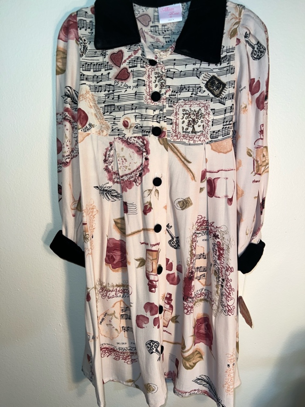 Vintage kids Cream Dress with Black Collar and Rose Musical Print. Size 4